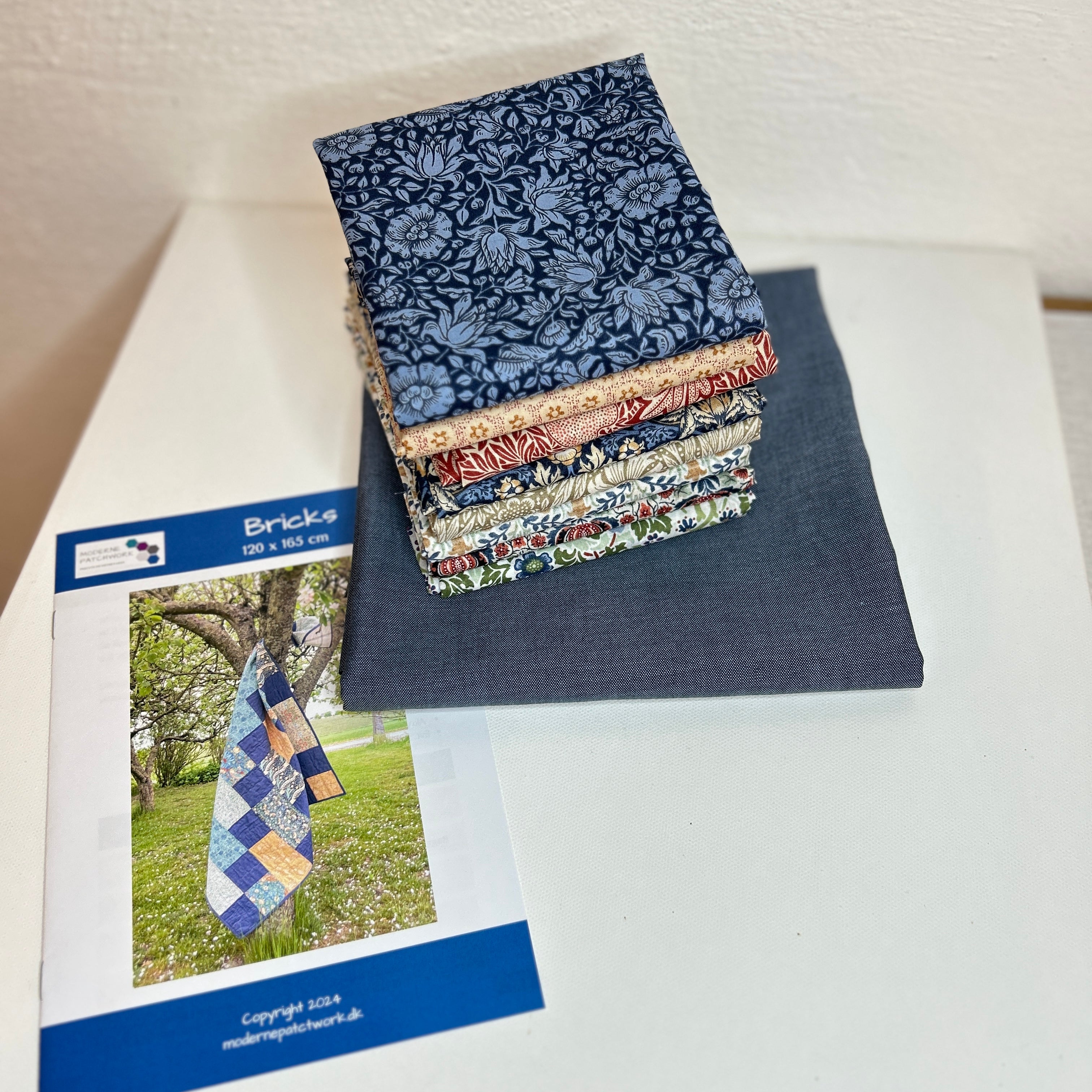 "Bricks" Bexleyheath Lawn - kit