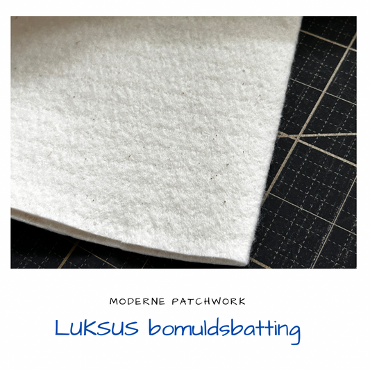 Batting Mellem LUKSUS Bomuld er en højkvalitetsbatting, som er perfekt til quilting, tæpper og lign. Battingen er lavet af 100% ubleget bomuld.