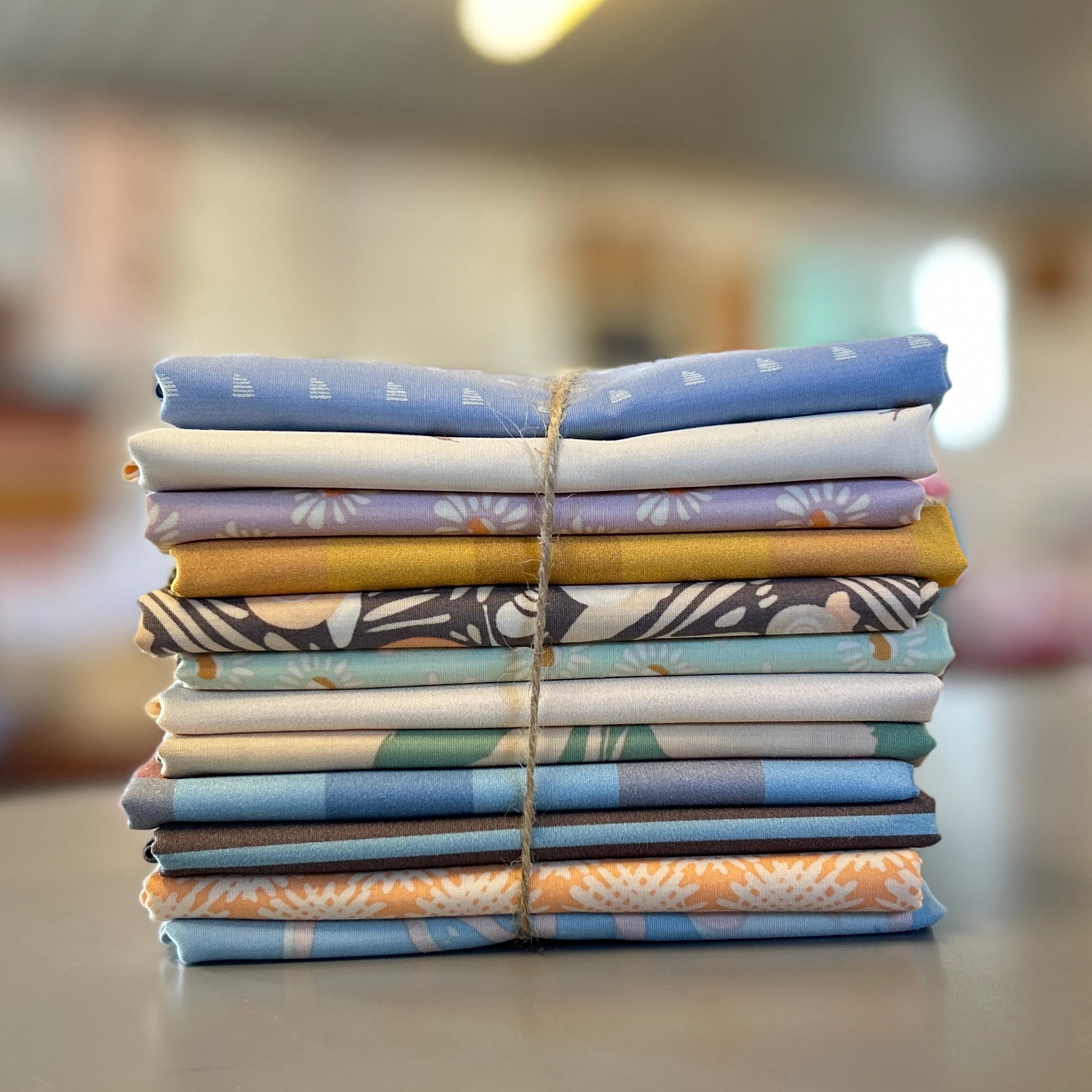 Slow Summer af Suzy Quilt fat quarter-bundt (12 stk)
