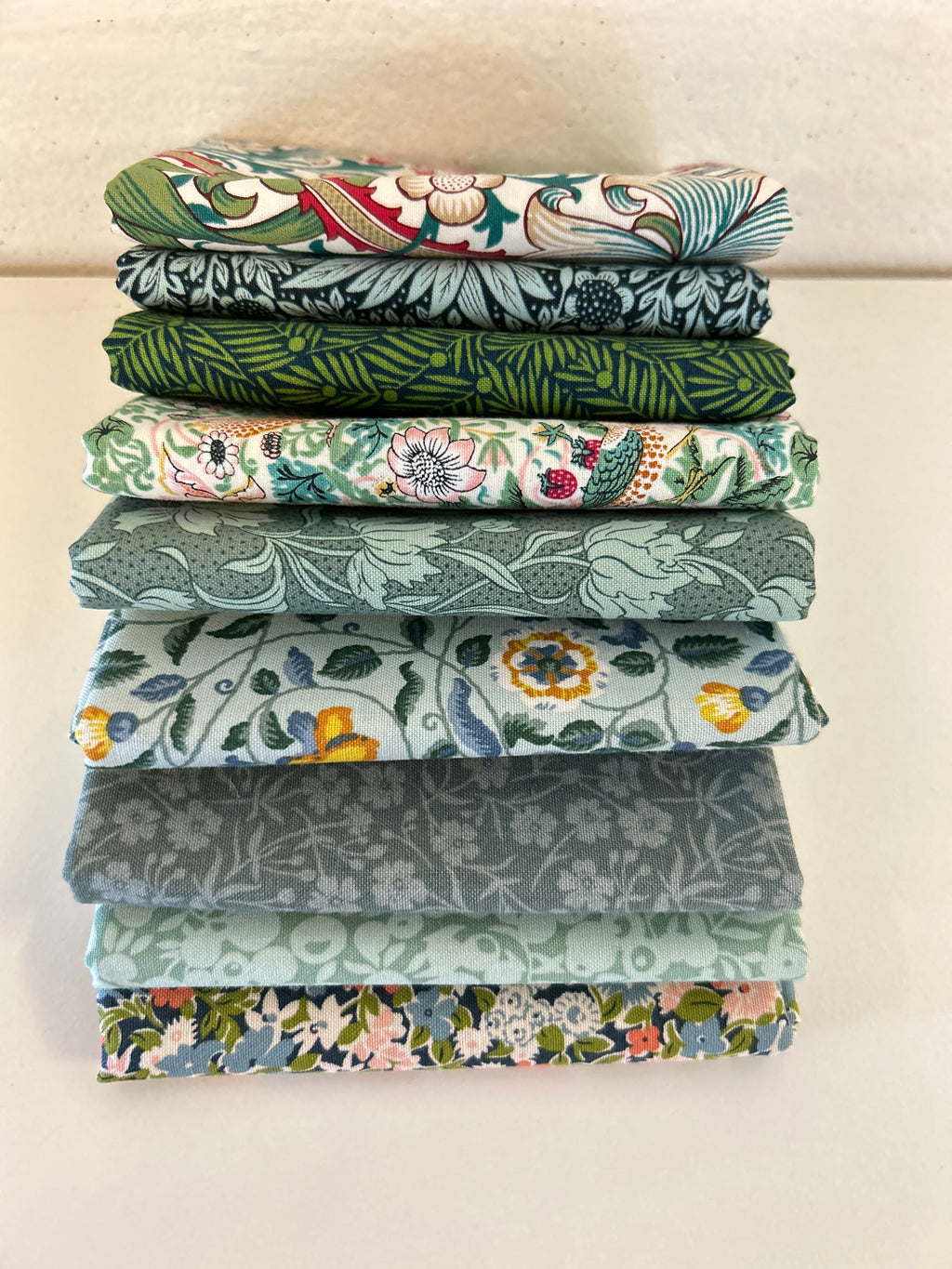 Moderne Mix no 1 fat quarter bundt