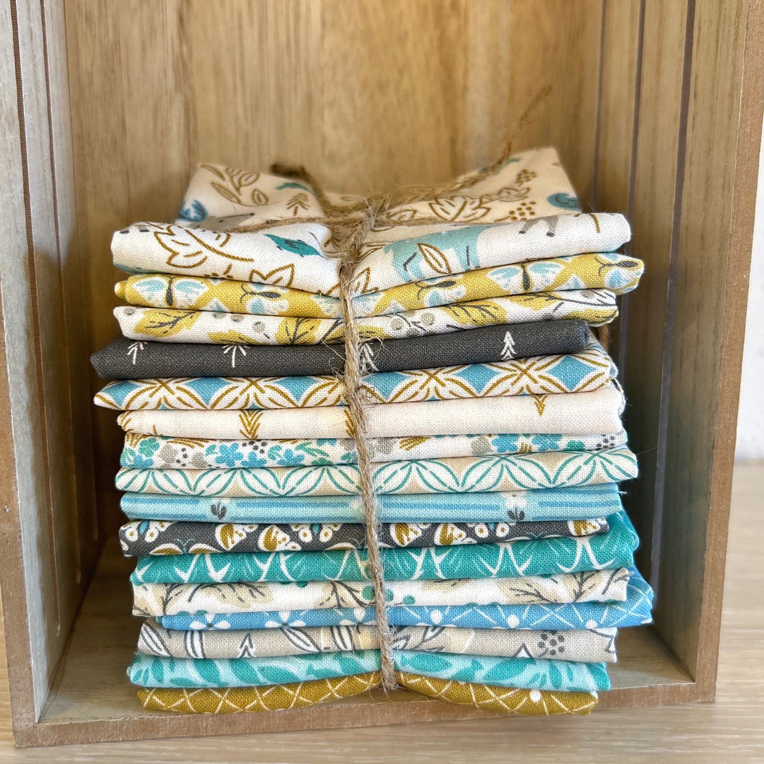 Gideon Creek Cloud9 Fabrics 6,5 cm strimler