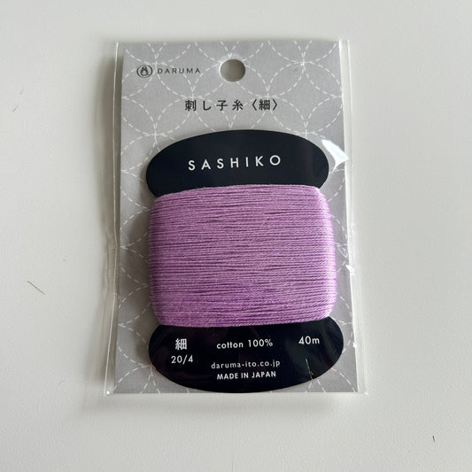 Daruma Sashiko tråd  210 Lilla (40m)