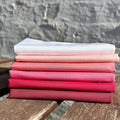 Pink fat quarter bundt Pure Solids
