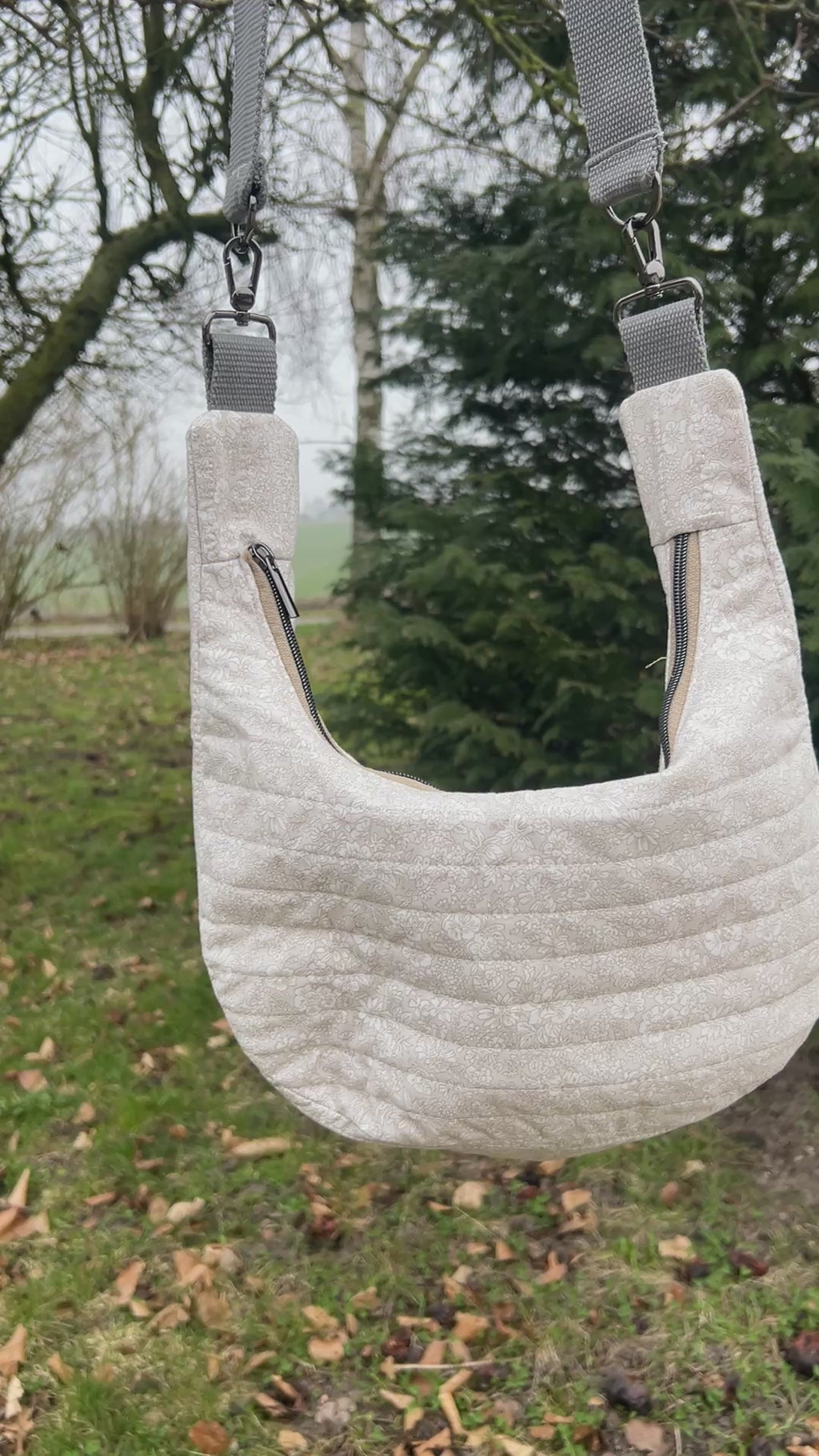 Crescentwood Quilted Bag fra The Blanket Statement